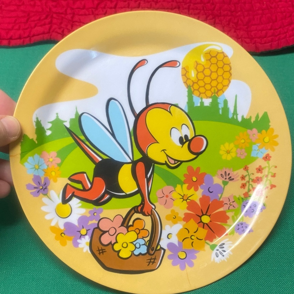 Disney Spike the Bee Plate